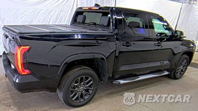 2023 Toyota Tundra Platinum Crew Cab Short Bed - zdjęcie 4 z 23 - miniatura