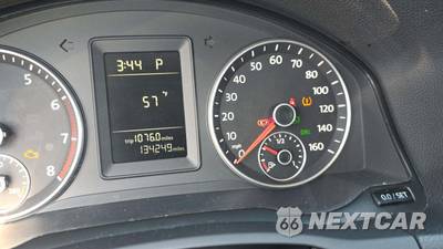 2010 Volkswagen Jetta Sedan SE - zdjęcie 17 z 31 - miniatura