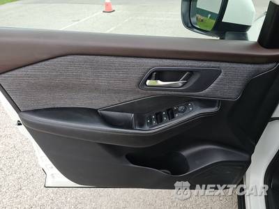 2023 Nissan Rogue SV - zdjęcie 9 z 29 - miniatura