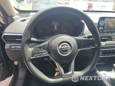 2022 Nissan Altima S - zdjęcie 10 z 27 - miniatura