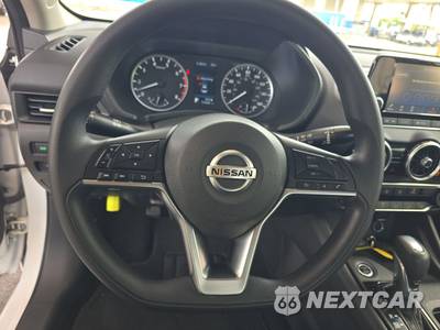 2023 Nissan Sentra S - zdjęcie 10 z 27 - miniatura