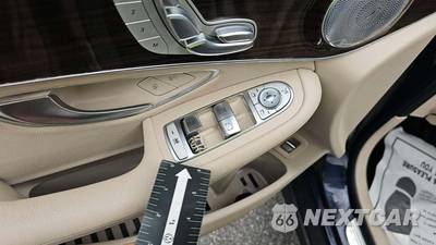 2019 Mercedes-Benz GLC 300 4MATIC - zdjęcie 30 z 46 - miniatura