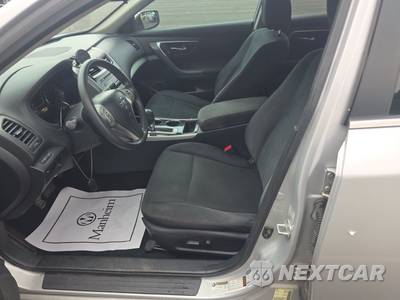 2014 Nissan Altima 2.5 S - zdjęcie 7 z 55 - miniatura