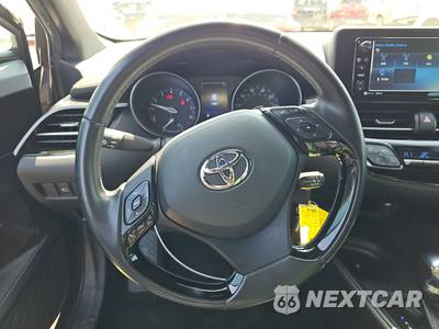 2018 Toyota C-HR XLE - zdjęcie 10 z 18 - miniatura