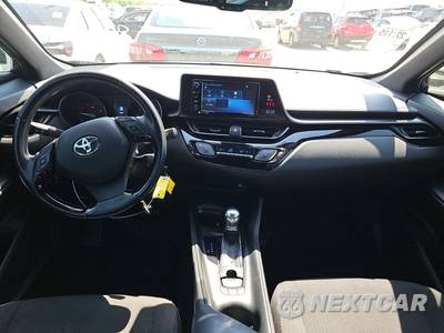2018 Toyota C-HR XLE - zdjęcie 11 z 18 - miniatura
