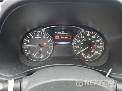 2018 Nissan Pathfinder SV - zdjęcie 12 z 30 - miniatura