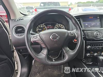 2018 Nissan Pathfinder SV - zdjęcie 10 z 30 - miniatura