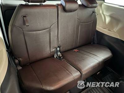 2024 Toyota Sienna Platinum 7-Passenger 120.5" WB - zdjęcie 42 z 50 - miniatura