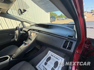 2013 Toyota Prius Two - zdjęcie 34 z 49 - miniatura