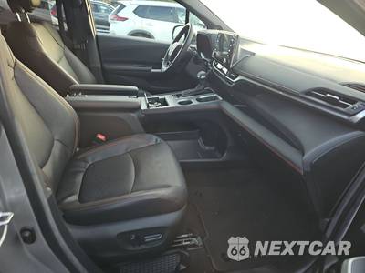 2024 Toyota Sienna XSE 7-Passenger 120.5" WB - zdjęcie 8 z 19 - miniatura