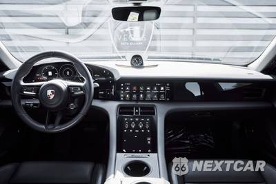 2023 Porsche Taycan 4S - zdjęcie 50 z 50 - miniatura