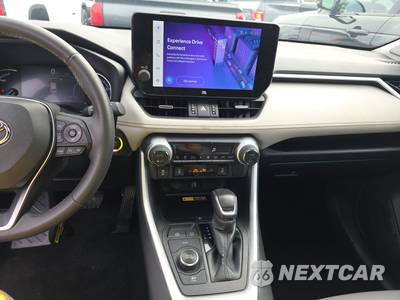 2024 Toyota RAV4 Hybrid XLE Premium - zdjęcie 11 z 24 - miniatura