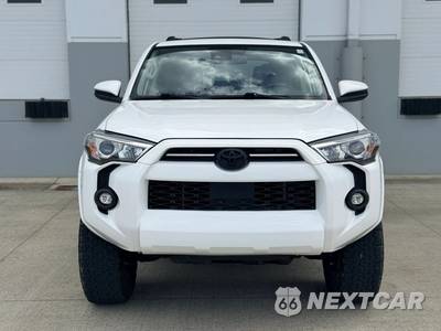 2021 Toyota 4Runner SR5 - zdjęcie 8 z 42 - miniatura