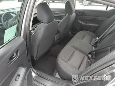 2025 Nissan Altima SV - zdjęcie 6 z 29 - miniatura