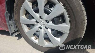 2025 Toyota Corolla LE Sedan - zdjęcie 21 z 22 - miniatura