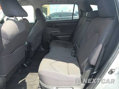 2023 Toyota Highlander L - zdjęcie 9 z 19 - miniatura