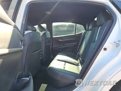 2026 Toyota Camry Nightshade - zdjęcie 9 z 31 - miniatura