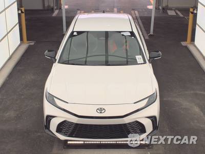 2026 Toyota Camry Nightshade - zdjęcie 12 z 31 - miniatura