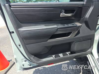 2024 Toyota Tundra SR5 Crew Cab Short Bed - zdjęcie 15 z 22 - miniatura