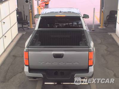 2024 Toyota Tacoma TRD Sport Crew Cab Long Bed - zdjęcie 13 z 19 - miniatura