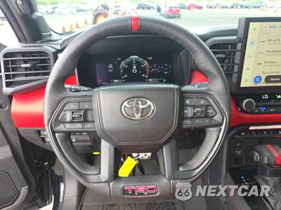 2025 Toyota Tundra i-FORCE MAX TRD Pro Crew Cab Short Bed - zdjęcie 16 z 18 - miniatura