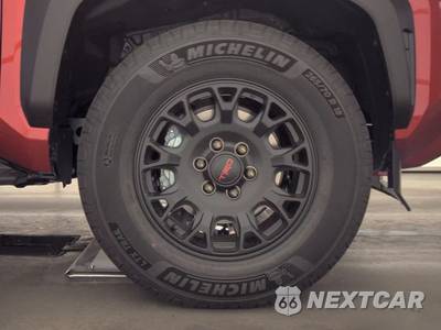 2026 Toyota 4Runner i-FORCE MAX TRD Off Road - zdjęcie 10 z 24 - miniatura