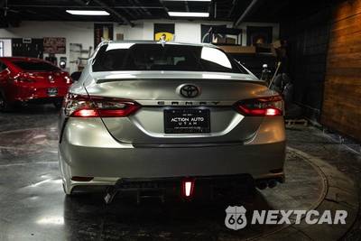 2024 Toyota Camry SE - zdjęcie 6 z 27 - miniatura