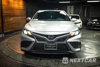 2024 Toyota Camry SE - zdjęcie 4 z 27 - miniatura