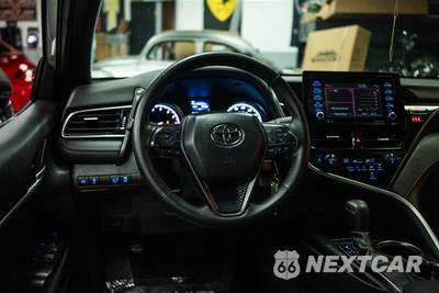 2024 Toyota Camry SE - zdjęcie 14 z 27 - miniatura