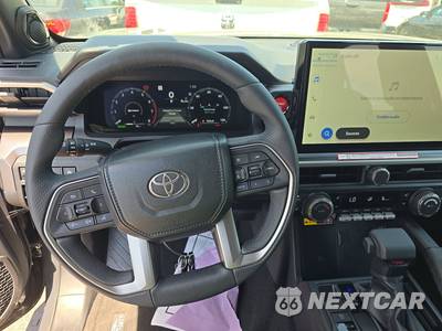 2026 Toyota 4Runner i-FORCE MAX TRD Off Road Premium - zdjęcie 17 z 27 - miniatura