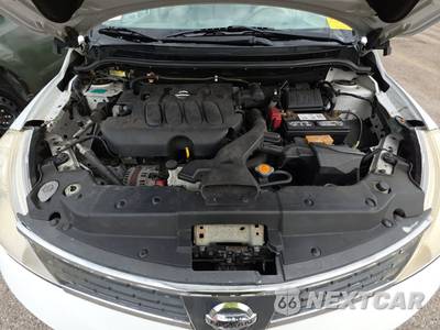 2008 Nissan Versa 1.8 SL Hatchback - zdjęcie 15 z 44 - miniatura