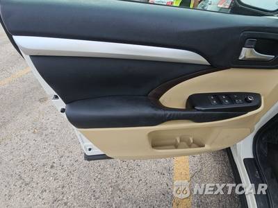 2015 Toyota Highlander XLE - zdjęcie 9 z 23 - miniatura