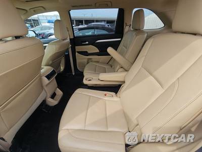 2015 Toyota Highlander XLE - zdjęcie 13 z 23 - miniatura