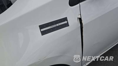 2014 Toyota Corolla LE - zdjęcie 22 z 35 - miniatura
