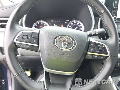 2022 Toyota Highlander XLE - zdjęcie 10 z 28 - miniatura