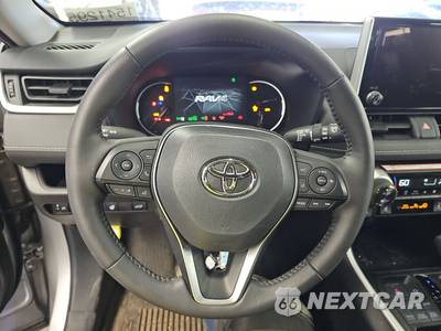 2025 Toyota RAV4 XLE - zdjęcie 10 z 20 - miniatura