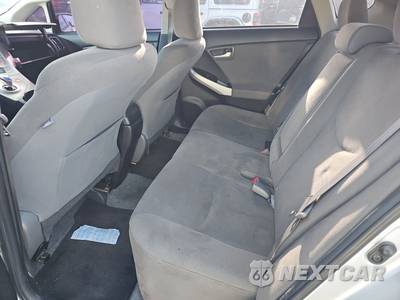 2015 Toyota Prius Two - zdjęcie 13 z 52 - miniatura