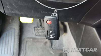 2015 Toyota Prius Two - zdjęcie 20 z 52 - miniatura