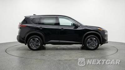 2025 Nissan Rogue SV - zdjęcie 8 z 12 - miniatura