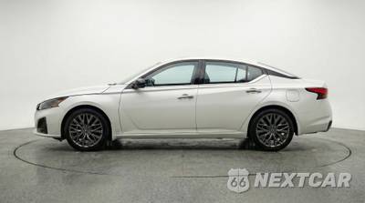 2025 Nissan Altima SV - zdjęcie 4 z 12 - miniatura