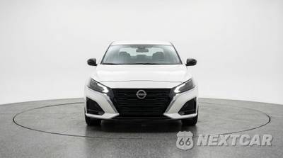 2025 Nissan Altima SV - zdjęcie 2 z 12 - miniatura