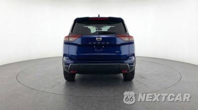 2025 Nissan Rogue SV - zdjęcie 6 z 12 - miniatura