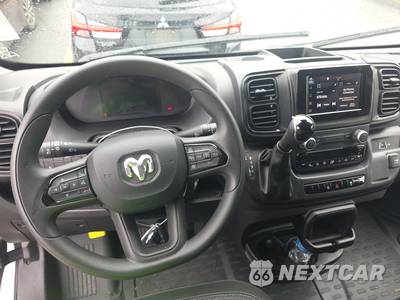 2025 Ram ProMaster 2500 Cargo Van Tradesman w/Passenger Seat Low Roof 136.0" WB - zdjęcie 11 z 19 - miniatura