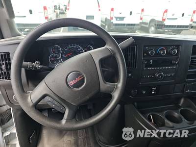 2025 GMC Savana 2500 Cargo Van 1WT 135.0" WB - zdjęcie 11 z 23 - miniatura