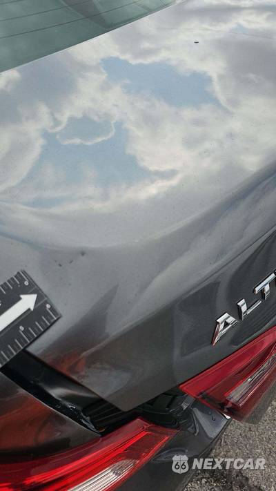 2017 Nissan Altima 2.5 S - zdjęcie 24 z 39 - miniatura