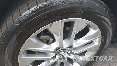 2019 Toyota RAV4 XLE Premium - zdjęcie 19 z 22 - miniatura