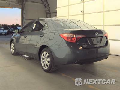 2018 Toyota Corolla LE Sedan - zdjęcie 8 z 33 - miniatura