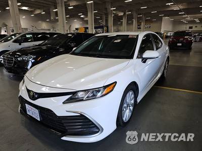 2021 Toyota Camry LE - zdjęcie 1 z 28 - miniatura