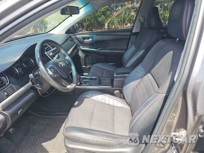 2017 Toyota Camry SE - zdjęcie 7 z 25 - miniatura