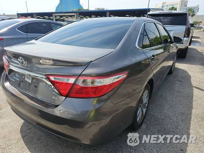 2017 Toyota Camry SE - zdjęcie 4 z 25 - miniatura